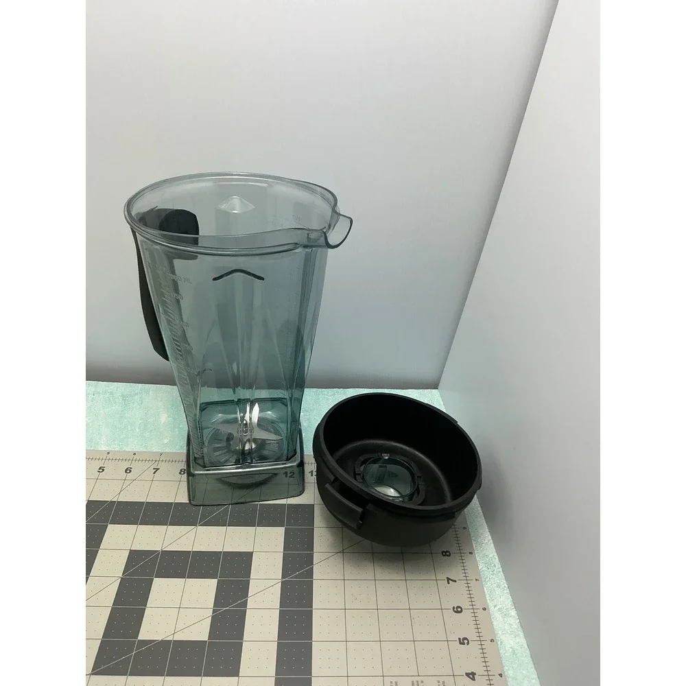 Vita 5200  Blender Pitcher Replacement 64oz Jar with Lid and Blade Assembly